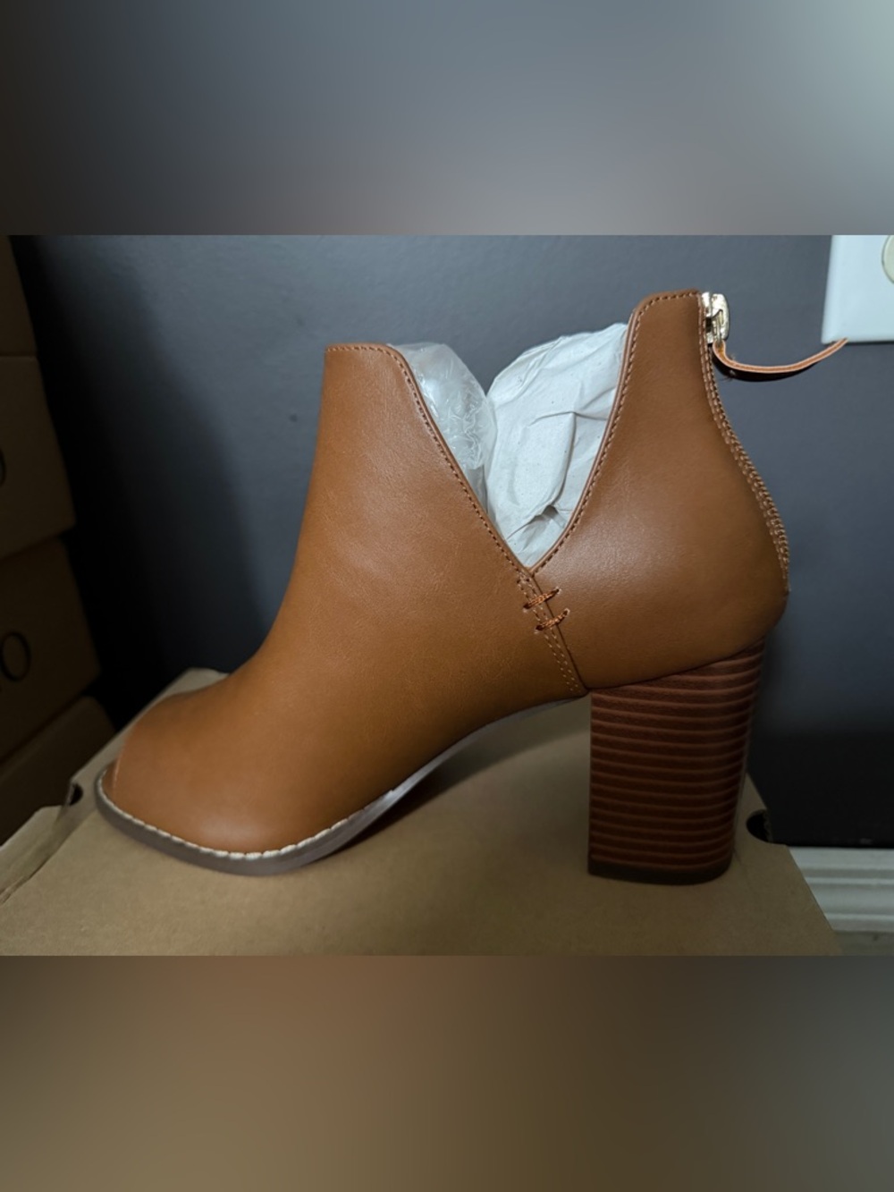Womens Peep Toe Booties Low Chunky Block Heels Side Slit V Cutout Ankle Boots